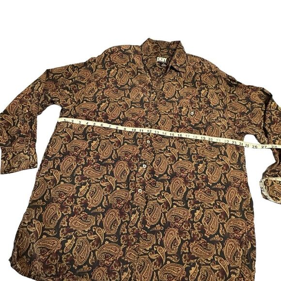 DKNY 90’s Tan, Red and Blue Paisley Silk Button down oversized shirt size medium - Picture 6 of 9